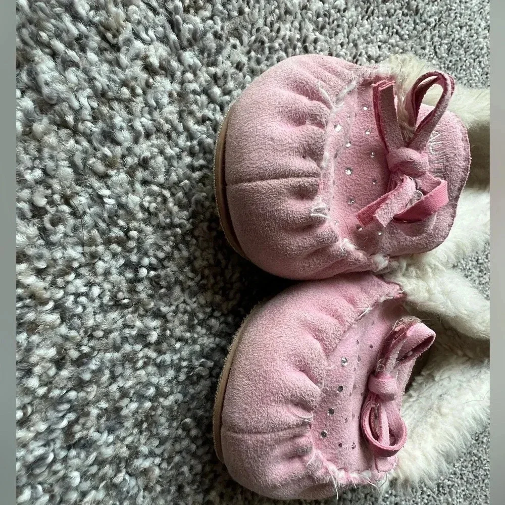 Nautica pink slippers